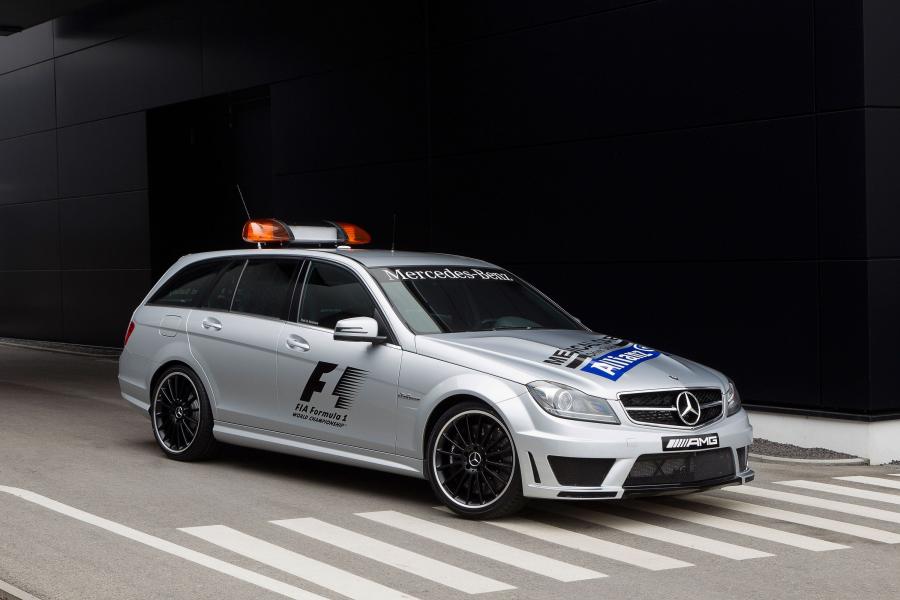  Mercedes-Benz C63 AMG Estate Official F1 Medical Car 2012 года  (фото 1 из 2)